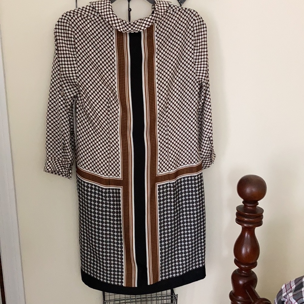 Dress - Picture 3 of 3
